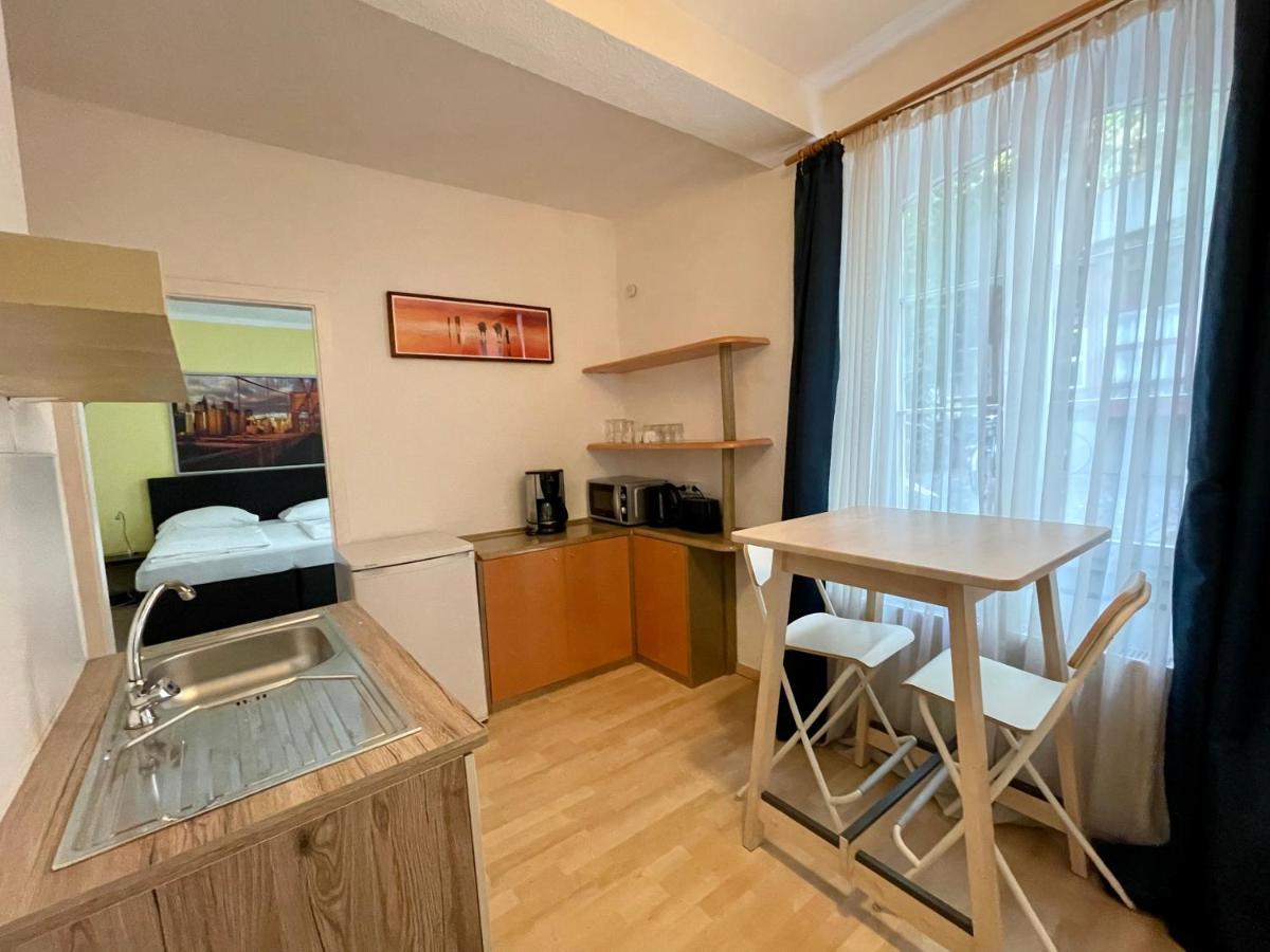 Altstadthotel Hayk Am Rhein Kolonia Zewnętrze zdjęcie