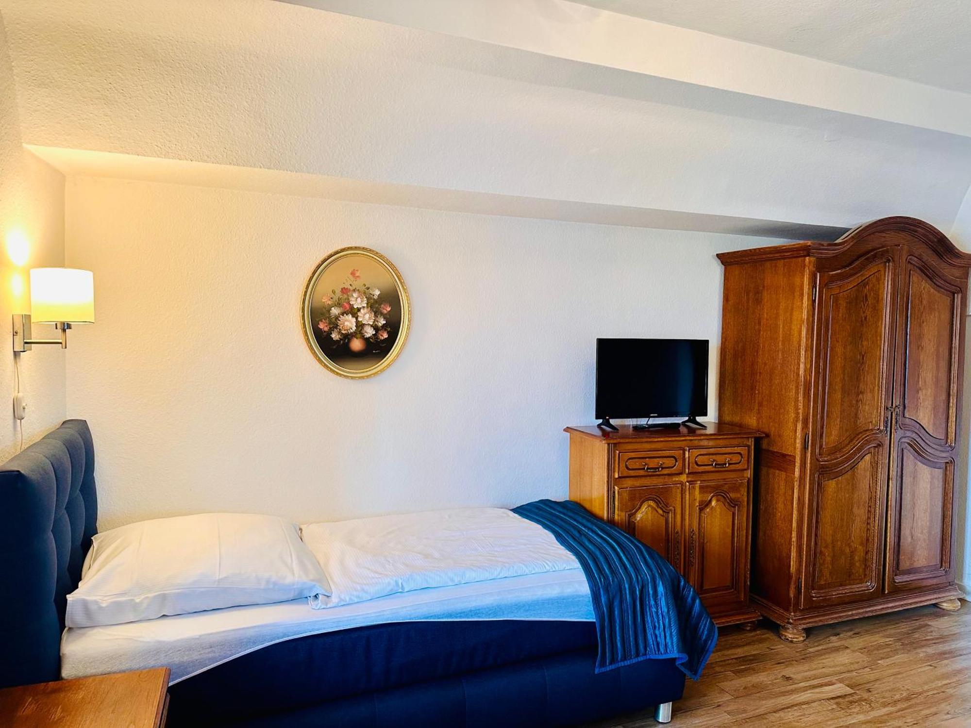 Altstadthotel Hayk Am Rhein Kolonia Zewnętrze zdjęcie